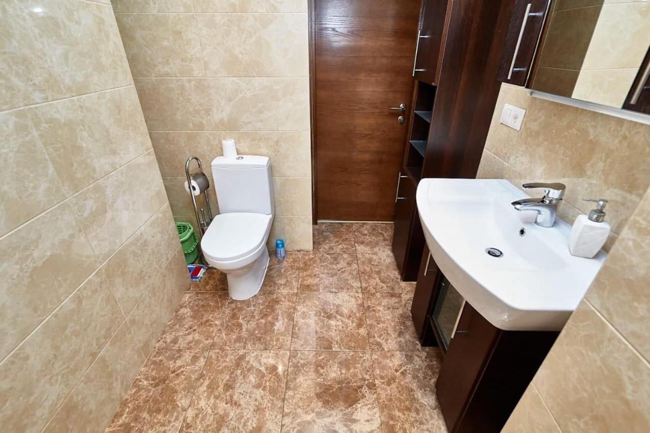 Ultracentral Spacious Apartment تشيسيناو المظهر الخارجي الصورة