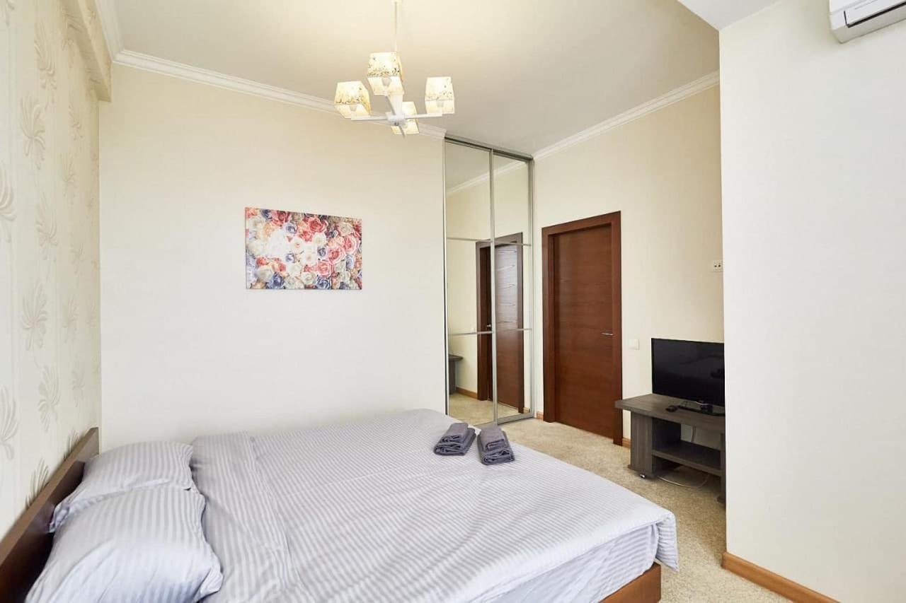 Ultracentral Spacious Apartment تشيسيناو المظهر الخارجي الصورة